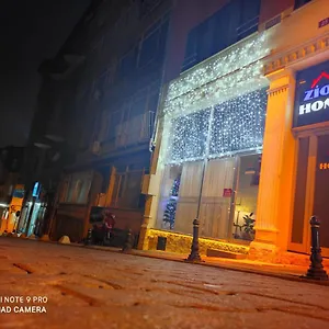 2* Отель Zion Butik